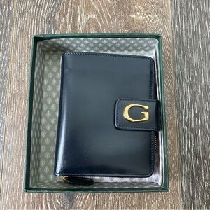 Vintage Gucci Wallet - Black with Gold Hardware